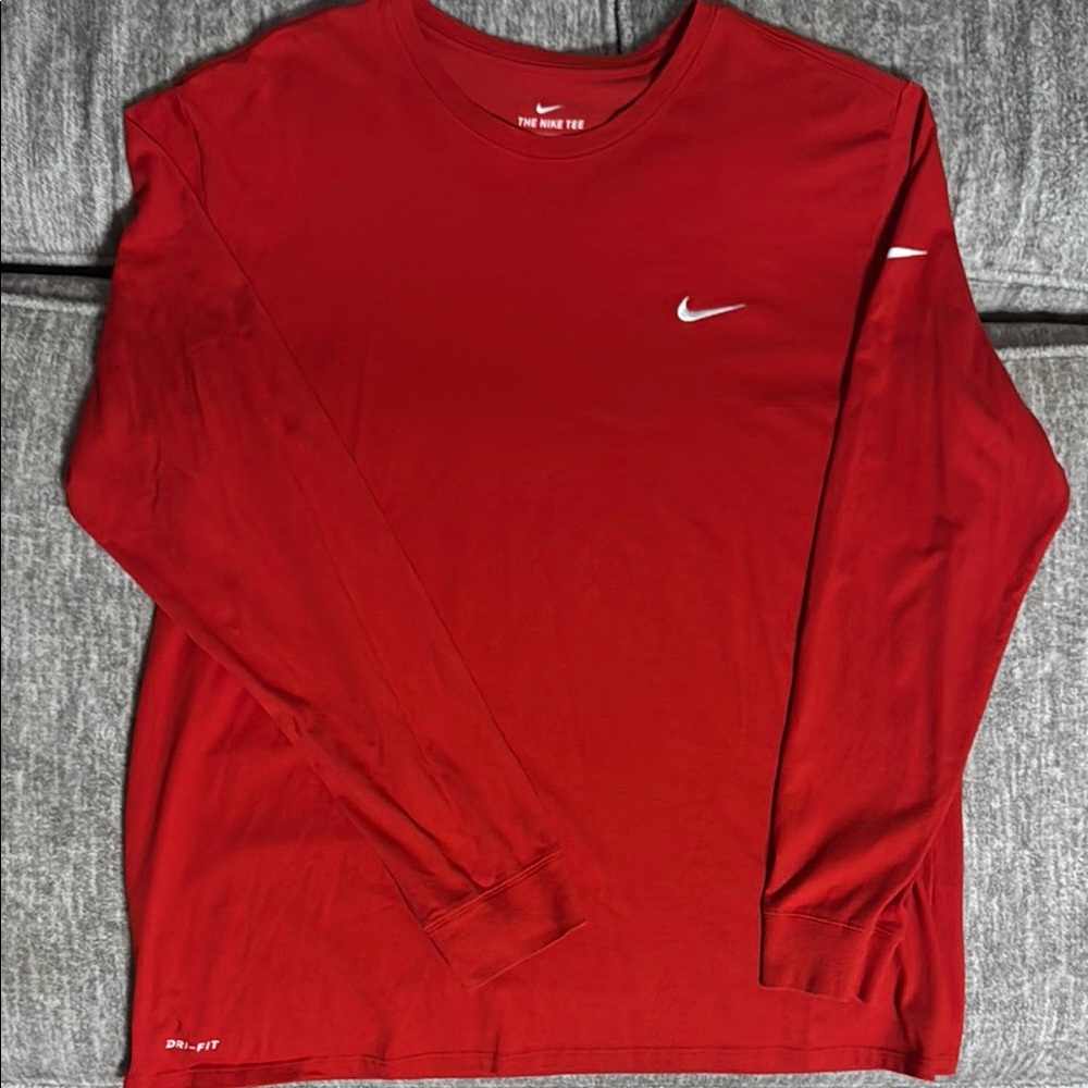 Nike Men’s XXL Red Long Sleeve T Tee Shirt Dri Fit
